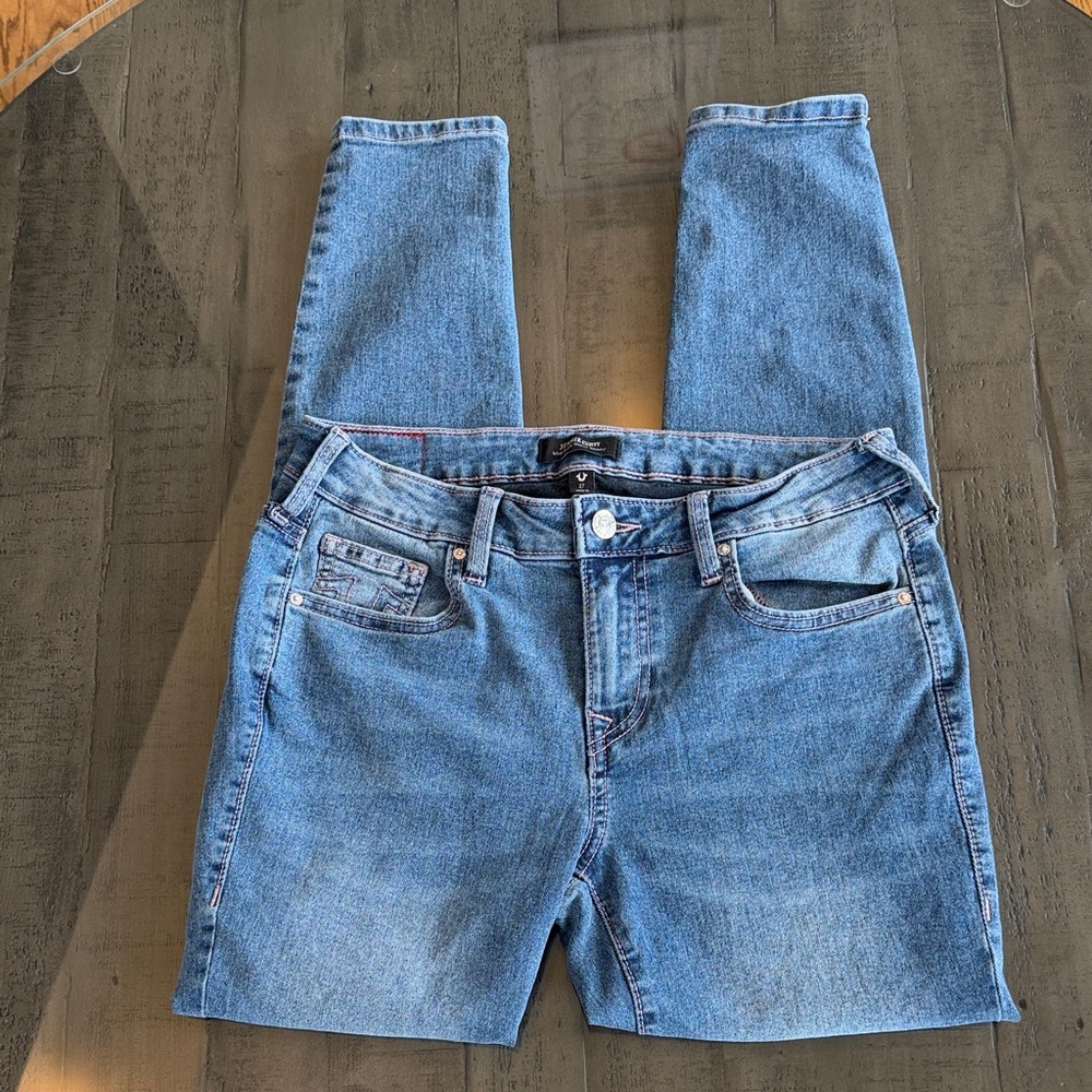 True Religion Women's Light Blue Skinny Jeans. Rhinestone Pocket Detail. Size 27 - Picture 4 of 8